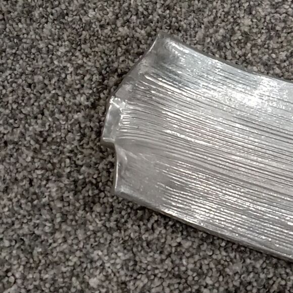 Michael Aram Metal Platter / Centerpiece In Palm Leaf Pattern. 21" Long Signed - Picture 2 of 5